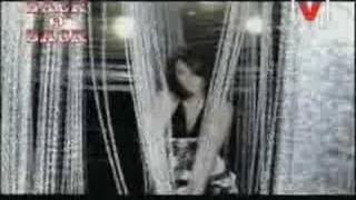 khadke glassi tere naam de...