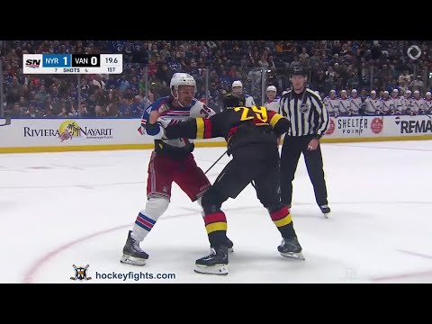 Sam Carrick vs Marcus Pettersson Oct 28, 2025