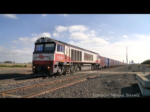 7922V SCT Dooen Container Train With CSR005 At Buchter Road Railway Crossing (28/8/2023) - PoathTV