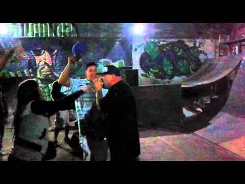 DIBUJO MC FT MENTES KONFUSAS -esto va ,en vivo en todos por la causa 2016.