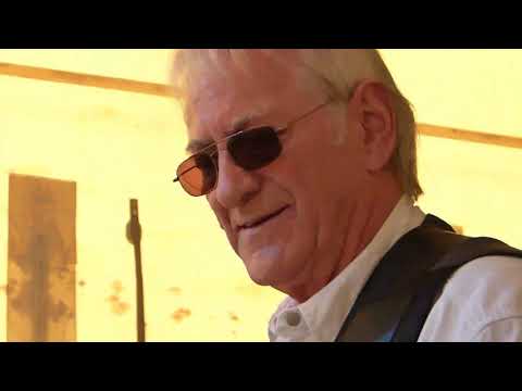 WHAT YOU LOVE IT (WHY DON'T YOU LOVE IT) -  HENRY KOTOWSKI feat. SIMONE KOTOWSKI und Die SPUTNIKS