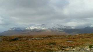 preview picture of video 'Ben Eighe & Slioch from Bidean Clann Raonald'
