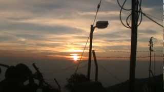 preview picture of video 'SUNRISE VIEW FROM TIGER HILL AT DARJEELING'