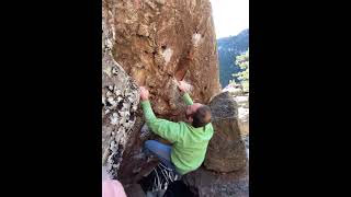 Video thumbnail of Condor Avenue, V8. Flatirons