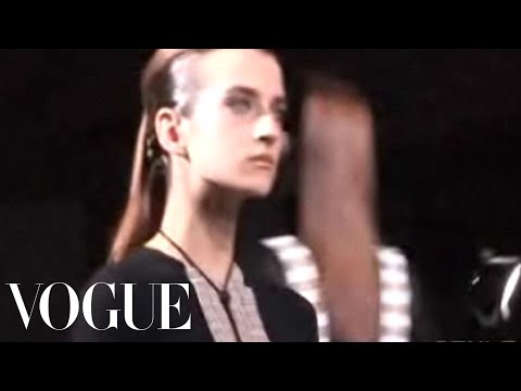 Fashion Show - Jonathan Saunders: Fall 2007 Ready-to-Wear