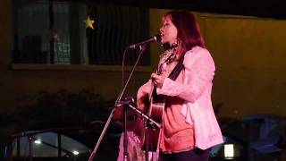 Suzy Bogguss "If You Leave Me Now"