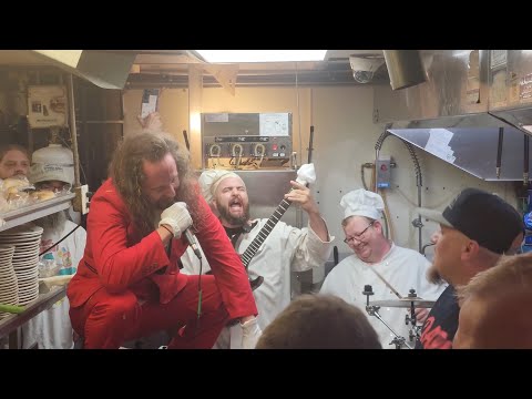 A LA CARTE - COFFIN CAKE [OFFICIAL MUSIC VIDEO] (2024) SW EXCLUSIVE