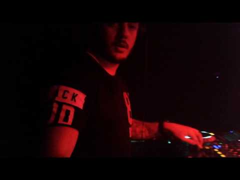 ⚠ L33 - BRISTEK 15