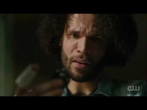 Charmed 4x01 Jordan and Josefina