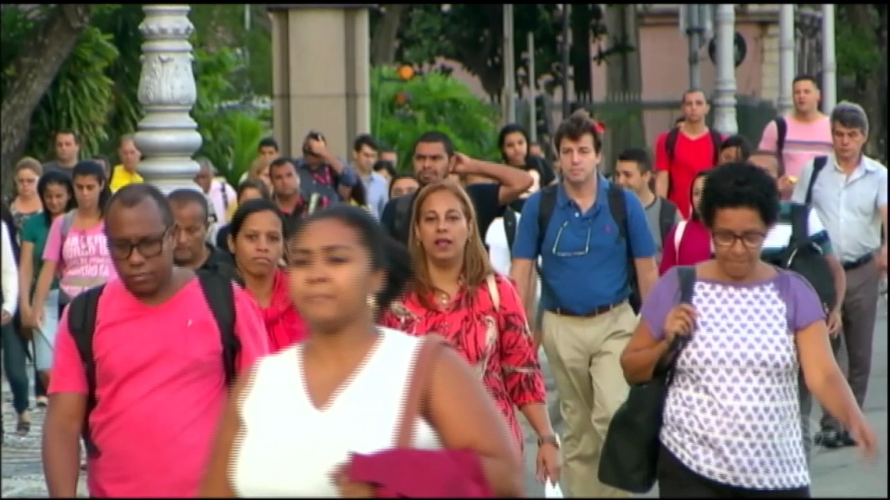 Série JR: transporte público na hora do rush é caótico nas grandes cidades brasileiras