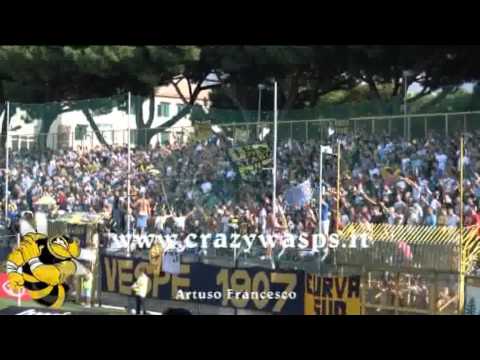 Anno 2011/12 V.Tifosi Juve Stabia - Pescara 3 a 2 www.crazywasps.it