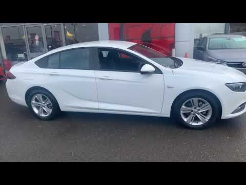 Insignia GS 1.5t Design Nav