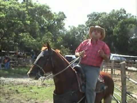 JESUS DANIEL QUINTERO MAS CRIOLLO QUE YO, NO HAY OTRO