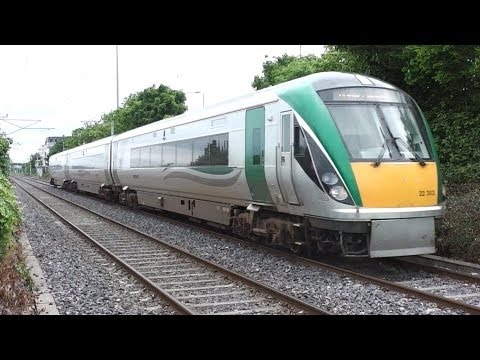 22000 Class Intercity DMU with Two Tone Horn, Sandymount