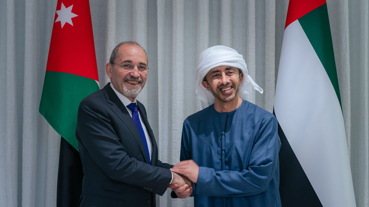 صورة بعنوان: Youtube Image