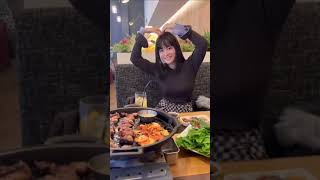 東雲うみさん✨黒ニット