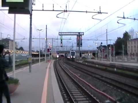 E403.014 sull' IC 596 in transito + arrivo dell' Italo 07 sul 9976