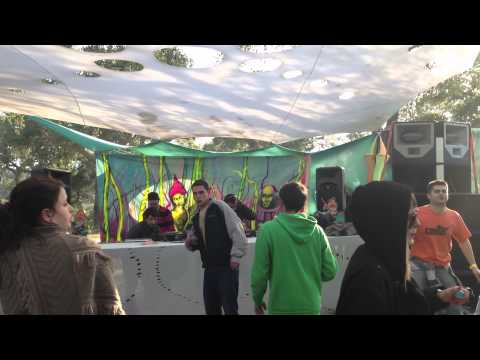 Dazzle Beat (inicio)@ Magic Dwarfs Label Party 2013