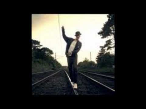 Kapten Röd - Saknade Vänner lyrics