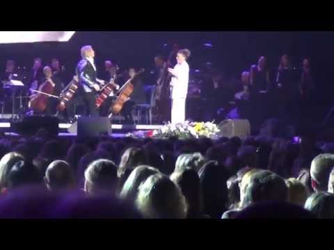 ИРИНА ДУБЦОВА и Николай Басков - "Свадебные цветы" (Live, Вильнюс)