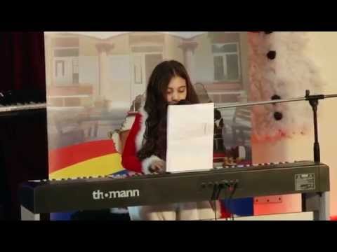 Giada Giardinelli - Serbare Craciun