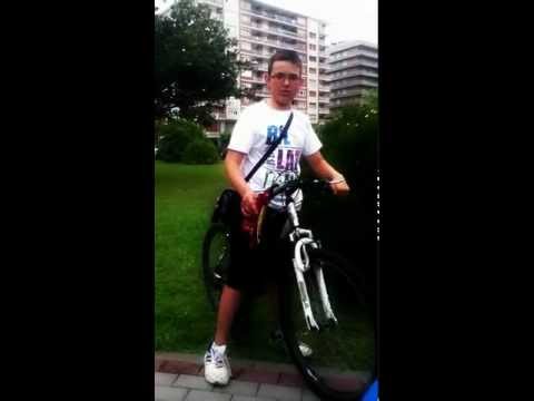 He pisado un zurullo!