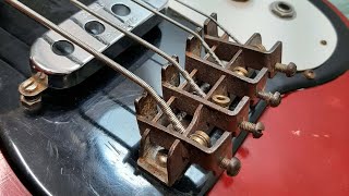 Video thumbnail for 1961 Burns Sonic Bass by twoodfrd