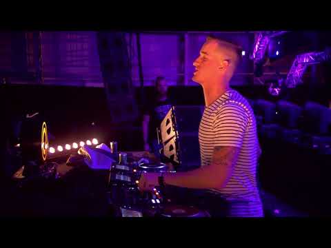 Bass Chaserz feat. Last Word - The Overlords