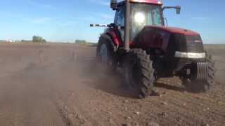 preview picture of video 'Magnum190 w/28' rock windrower'