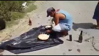 CACHACEIROS BEBENDO PINGA DE MACUMBA