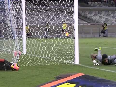 Os melhores momentos de Cruzeiro 5 x 3 Vasco - 01/09/2013