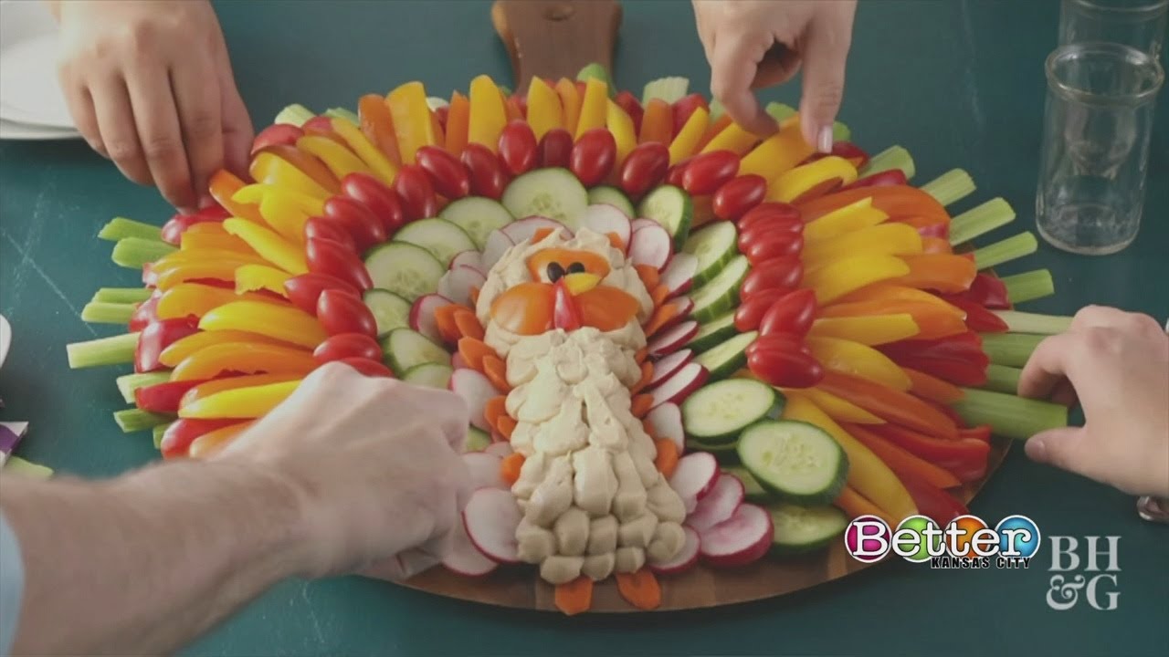A Thanksgiving turkey made out of veggies