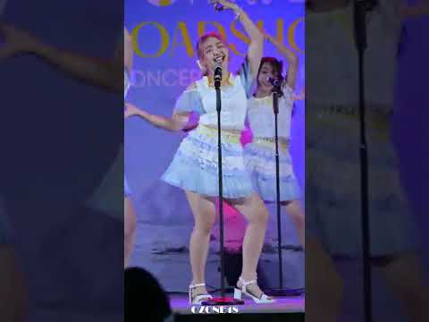 [4K] Fancam Jane BNK48 - Heavy Rotation @ Central Korat 020765