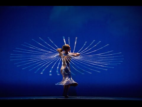 MOSES PENDLETON su "W MOMIX FOREVER" - Prima mondiale a MILANO, BARCLAYS TEATRO NAZIONALE, 10.6.2015