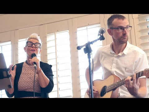 Acoustic Avenue video.