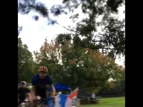 Sacramento Cyclocross Lembi Park Holeshot