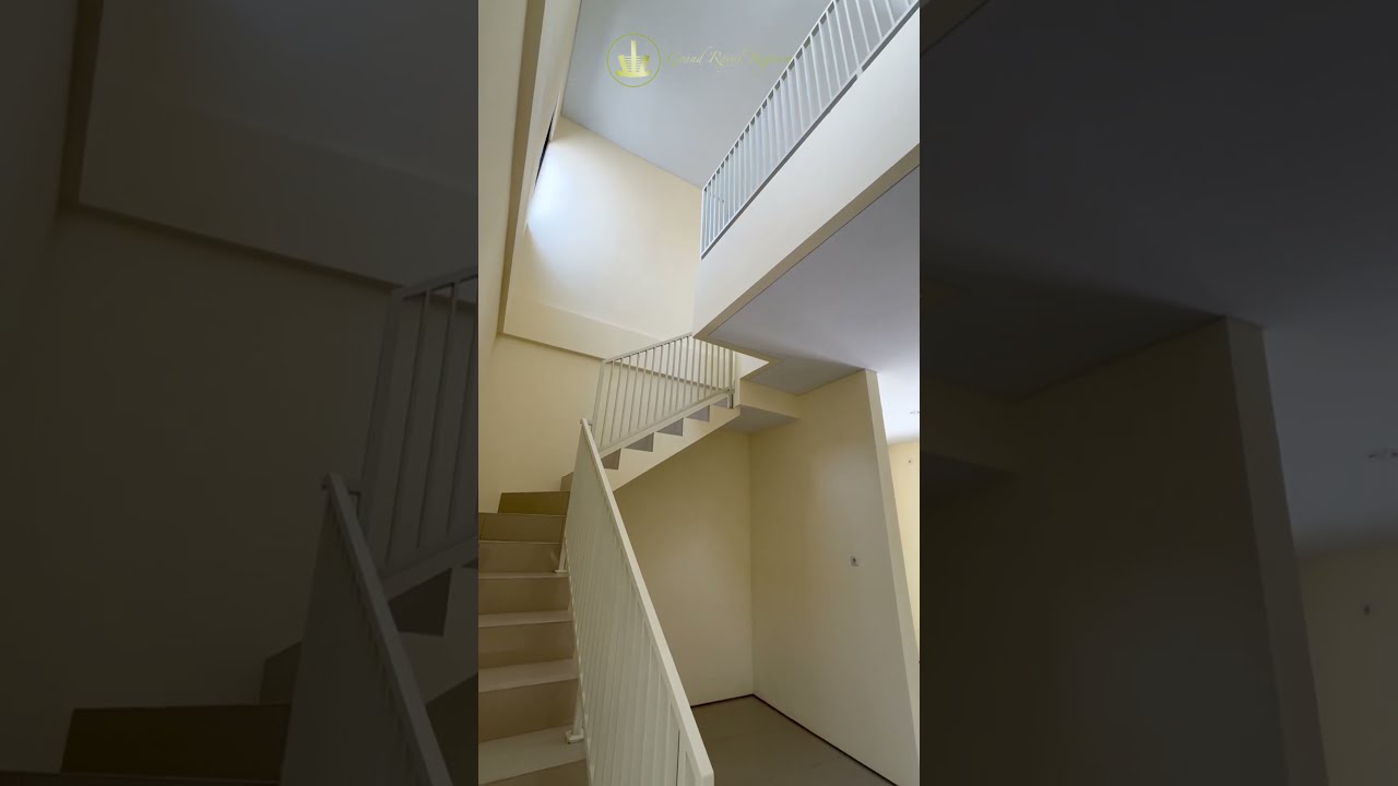 Modern Luxury Minimalist 2-Story House - Elegant & Spacious Design