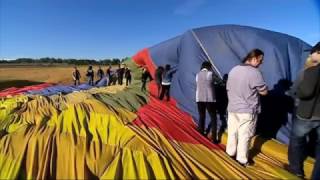 Hot Air Balloon Experience - Sydney Weekender