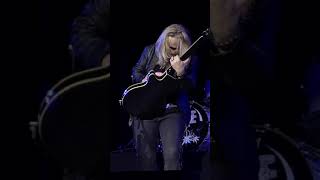 Melissa Etheridge “You Used to Love to Dance” live at Crest Theatre 7/31/18