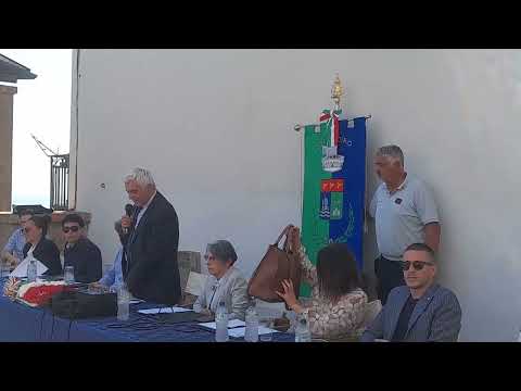 Marco Corsini presta giuramento come sindaco di Rio