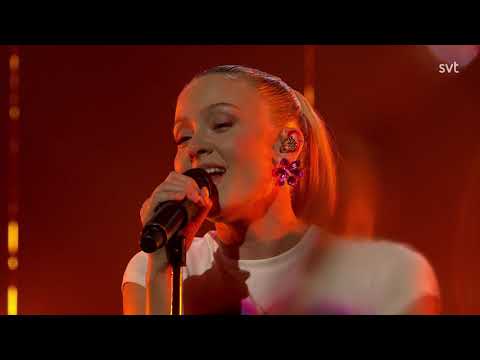 Zara Larsson - Midnight sun @ Carina Bergfeldt 2025