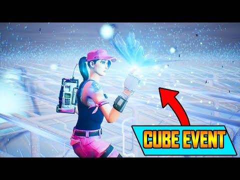 FORTNITE - CUBE EXPLODING FINAL EVENT REACTION LIVE! (Fortnite Loot Lake Kevin RIP)