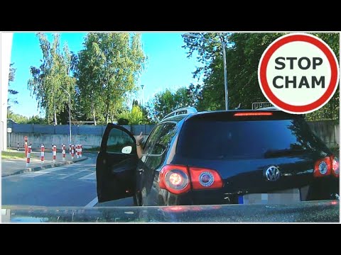 Wyprzedziła passeratti, kierowca zajechał jej drog