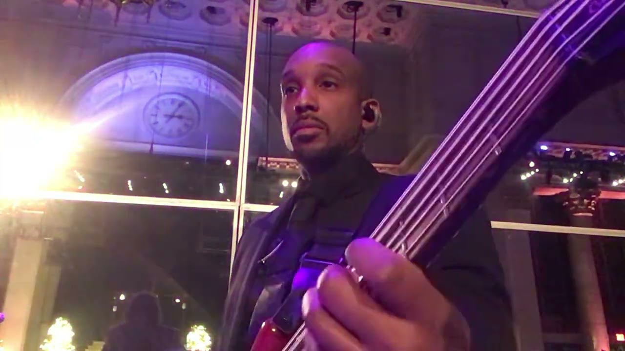Promotional video thumbnail 4 for Kareem Clarke - Professional Bass