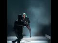 Stan twitter: lil kim dancing like a broken bird