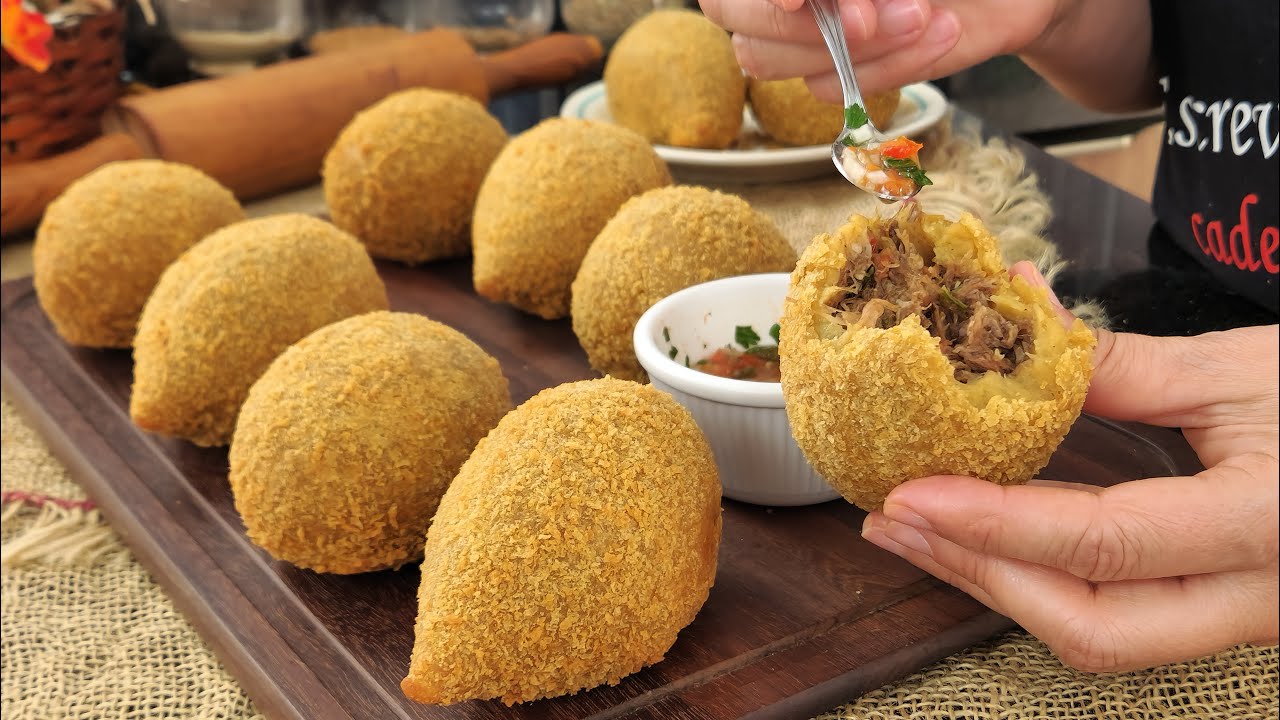 RIB CROQUETTE! THE BEST-SELLING STREET SNACK IN THE WORLD!