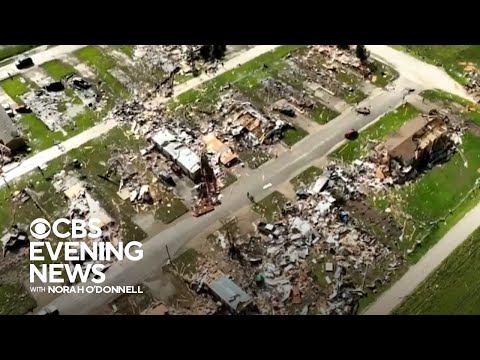 Tornado levels nearly 200 homes in Texas town, leaves 3 dead