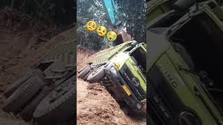 Download lagu excavator evakuasi truck hino #shots #shortvideo #viral #shorts #shortsfeed mp3