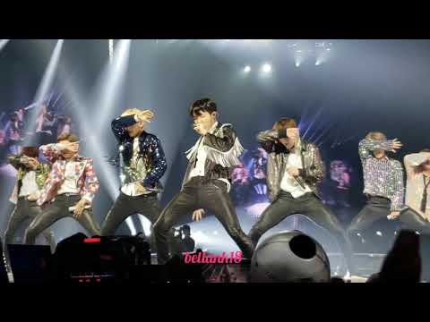 180928 (Medley: Dope+Go, go+BST+Boy in Luv+Fire) - BTS 'Love Yourself' Tour Newark Day 1
