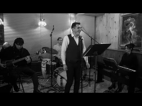 KISS OF FIRE (EL CHOCLO)